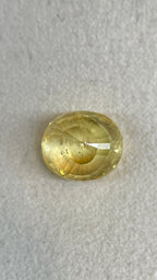 Yellow sapphire - 5.5 Carat.