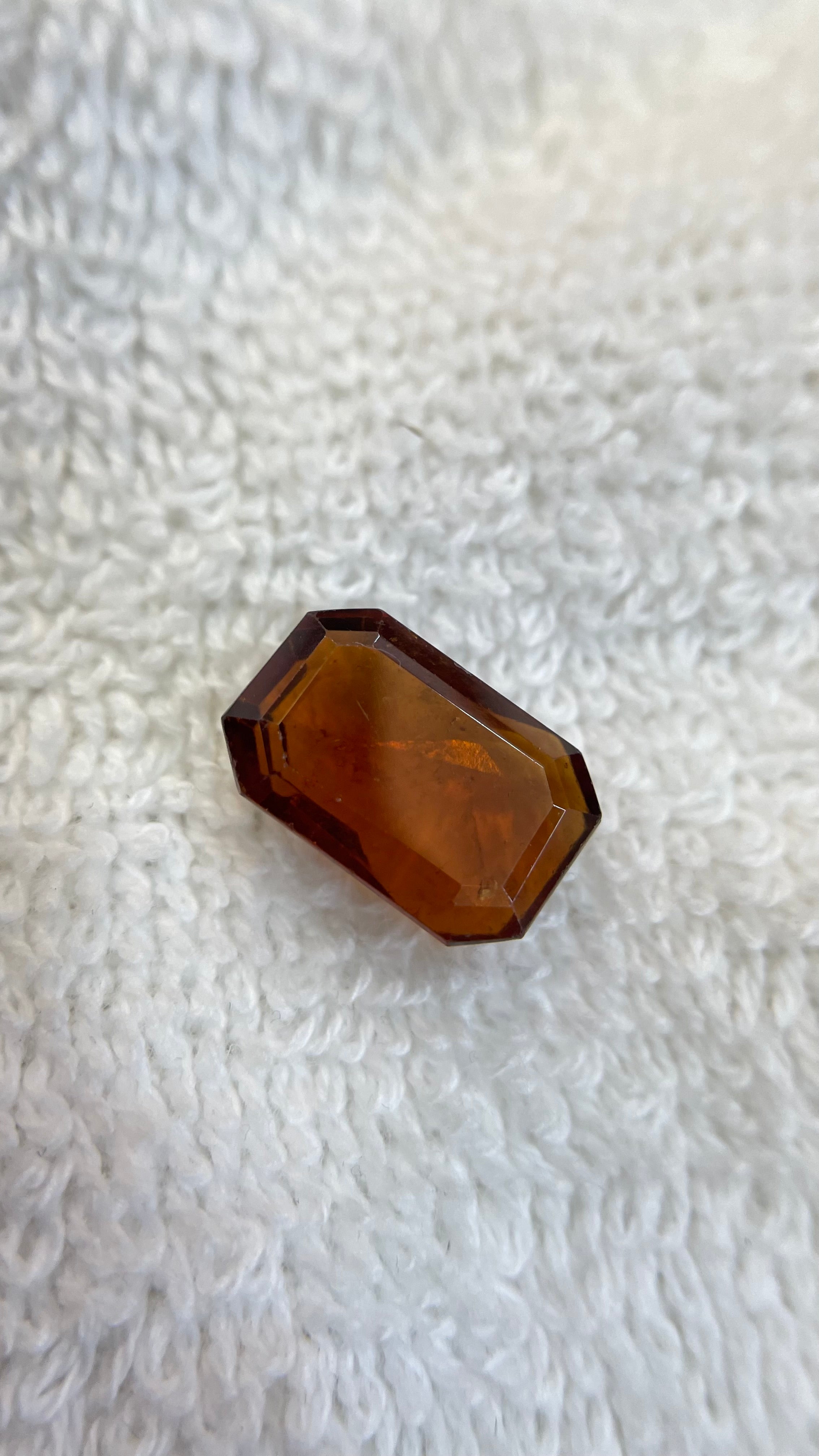Hessonite Gomed - 10.58 Carat.