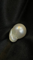 Sea Pearl - 11.68 Carat.