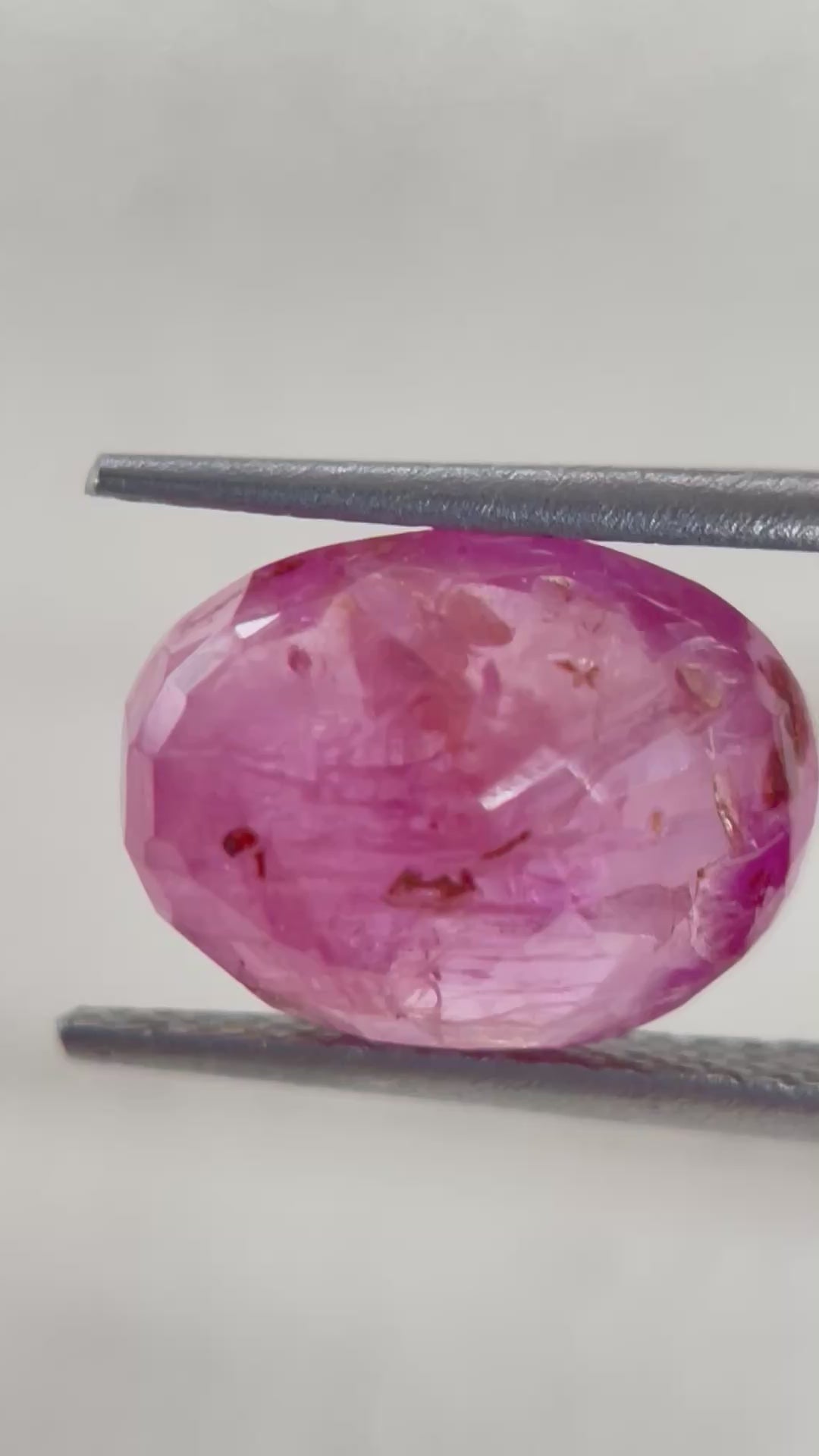 Natural Ruby - 5.22 Carat
