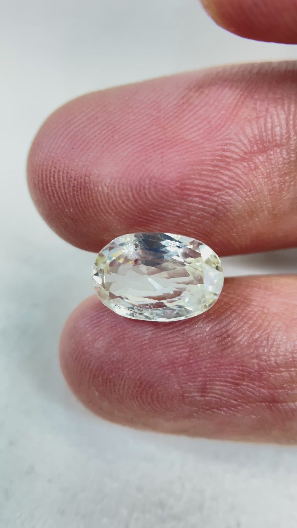 Yellow Sapphire - 5.12 Carat