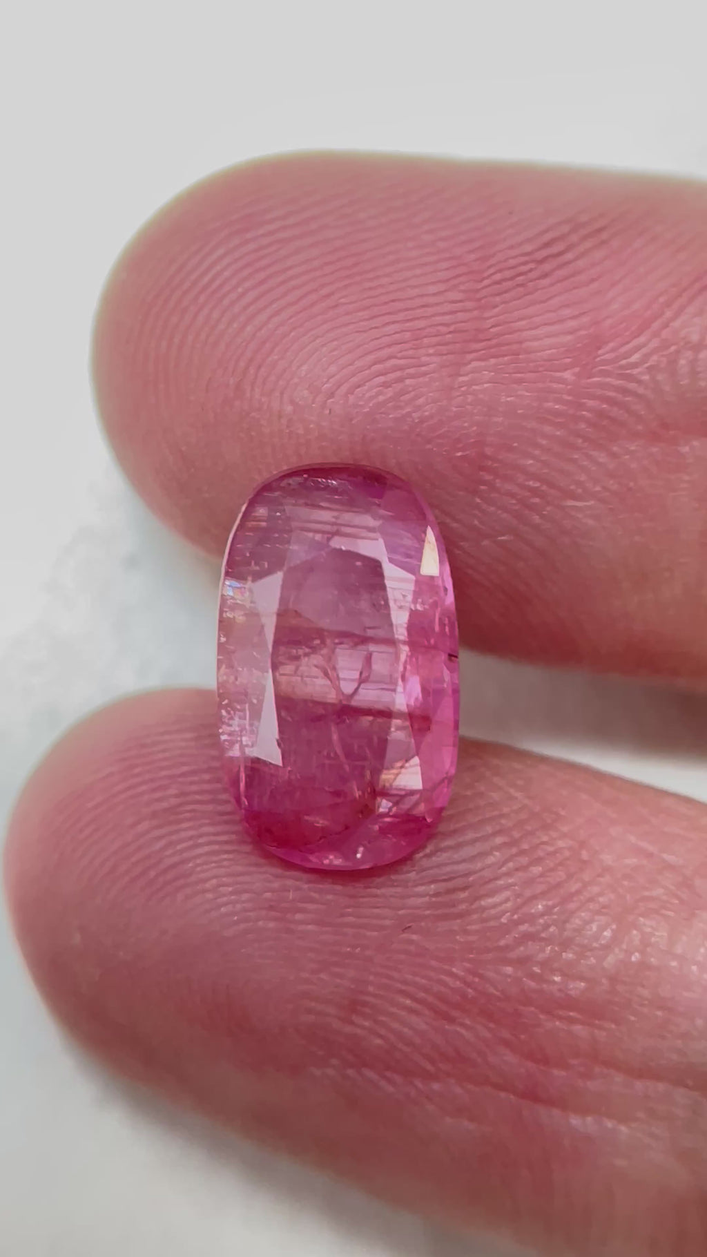 Natural Ruby - 5.56 Carat