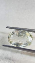 Yellow Sapphire - 5.12 Carat